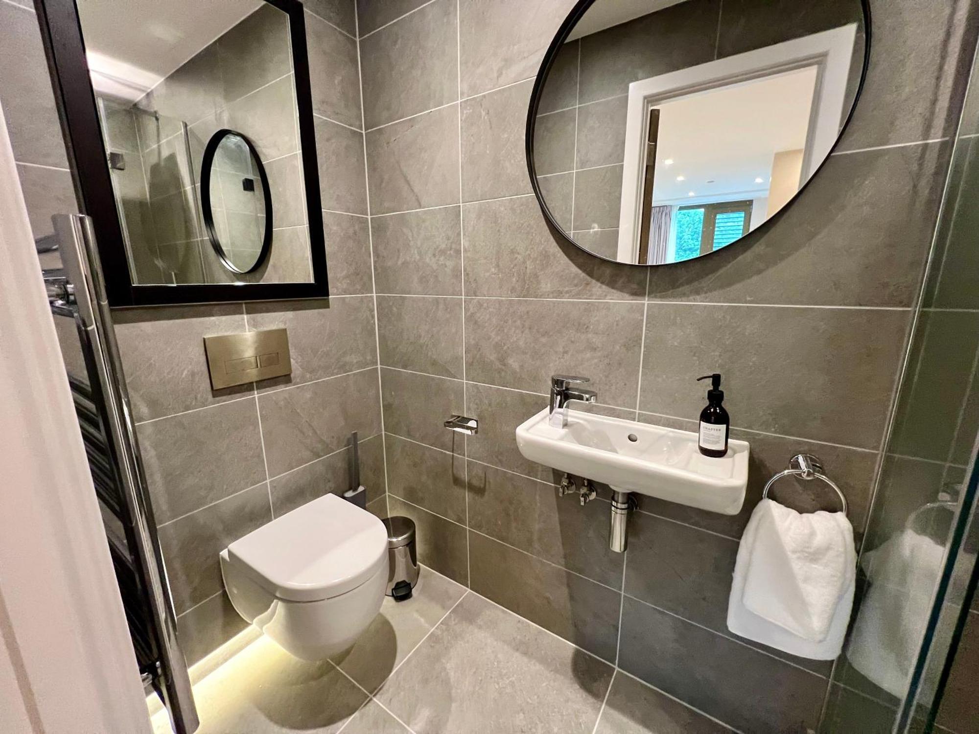 Apartament The Noir Blanc Retreat At Ryedale House York Zewnętrze zdjęcie